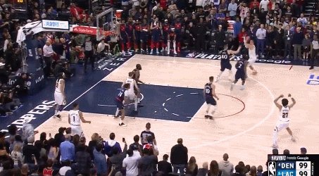 所有50分扣篮不及此球！戈登0.1秒补扣绝杀铸经典